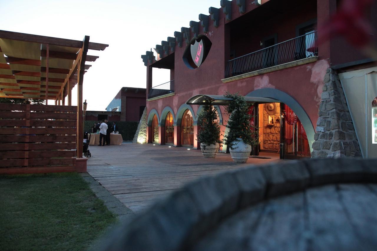 سيسا أورونكا Villa Carmela المظهر الخارجي الصورة