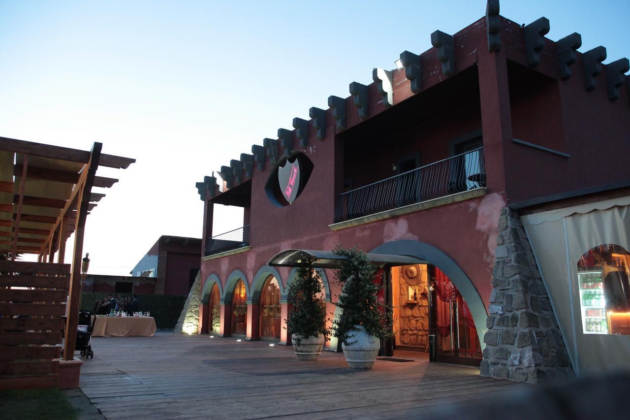سيسا أورونكا Villa Carmela المظهر الخارجي الصورة
